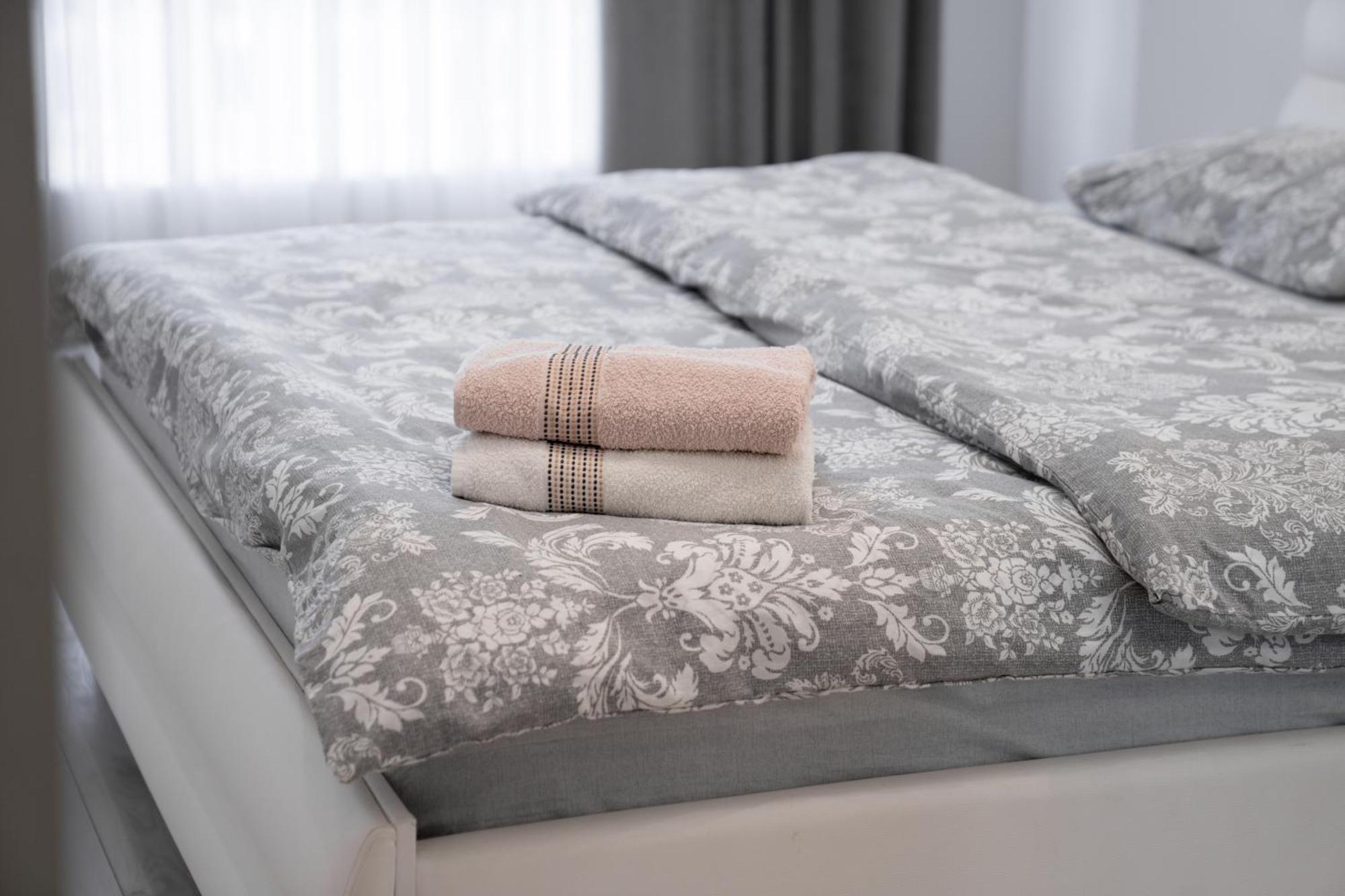 Tourist Grand Ismail Apartments 키시나우 외부 사진