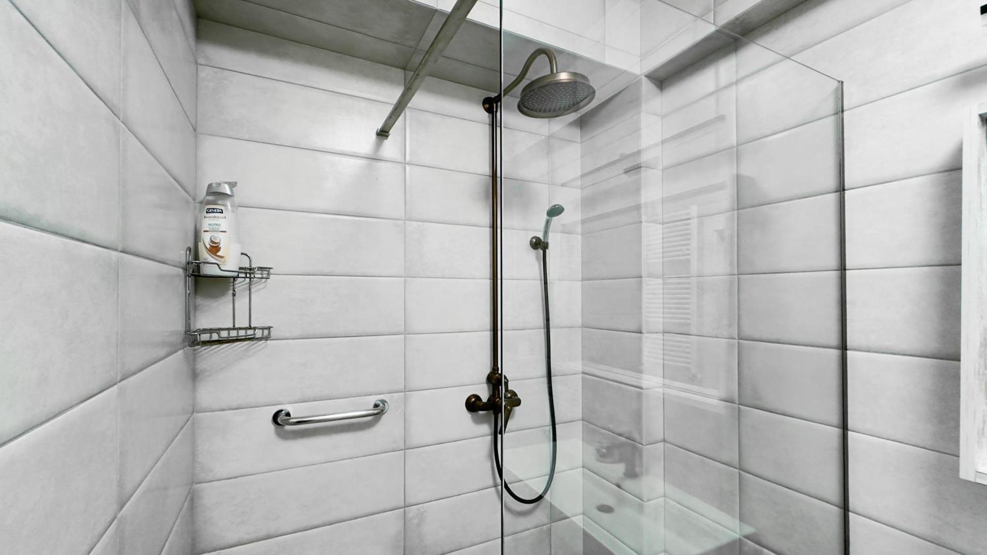 Tourist Grand Ismail Apartments 키시나우 외부 사진